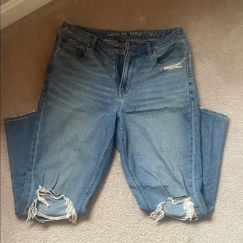 American Eagle Outfitters Light Blue Ripped Mom Jeans